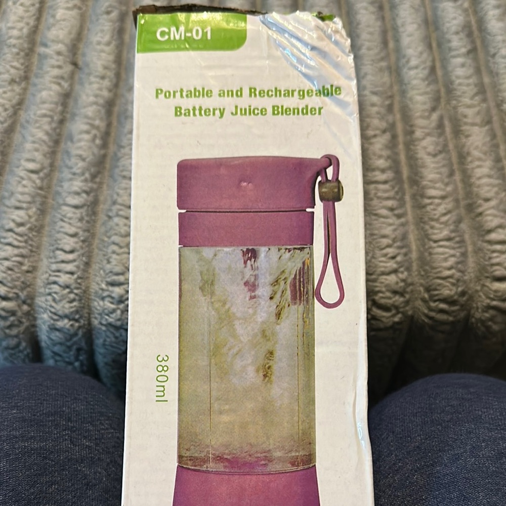Portable blue  Battery Juice Blender